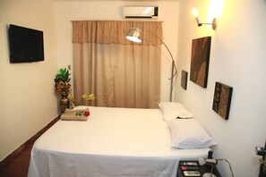 Doppelzimmer, 1 Doppelbett | Ausblick vom Zimmer