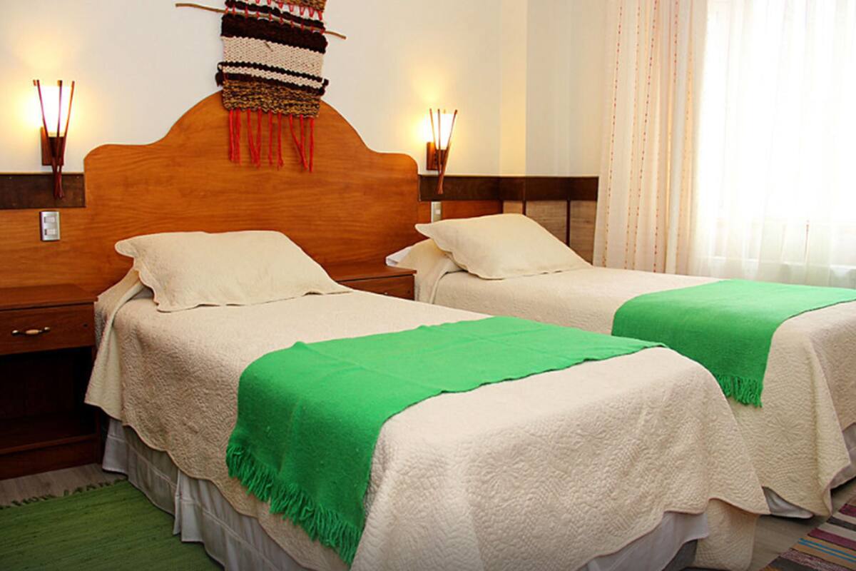 Standard Triple Room | Minibar, in-room safe, desk, WiFi (free)