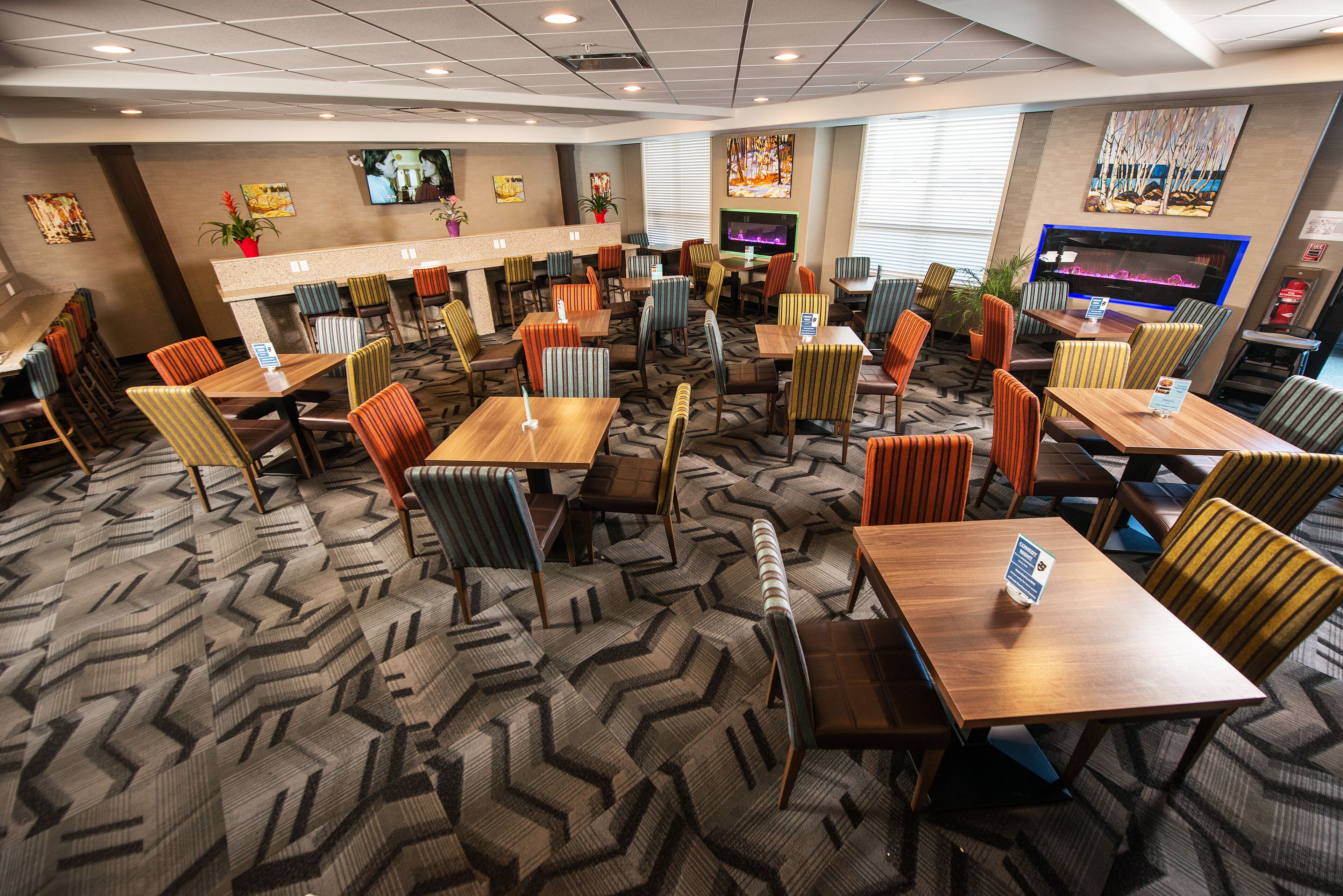 含每日吃到飽早餐