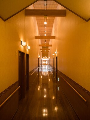 Hallway - Gokurakuji Onsen Arcadia Village (Hatsukaichi)