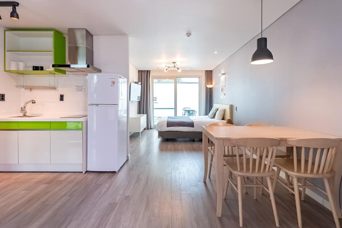 Habitació doble superior | 1 dormitori, roba de llit d'alta qualitat i decoració individual