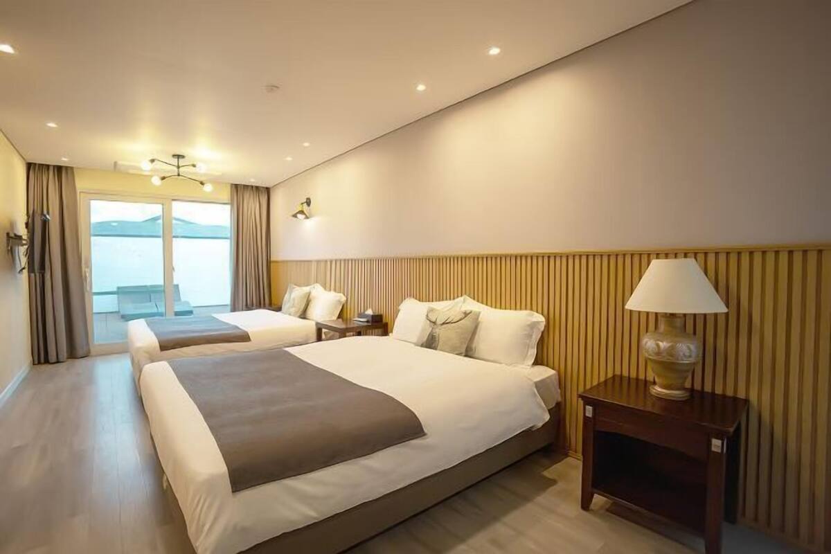 1 bedroom, premium bedding, individually decorated, blackout curtains
