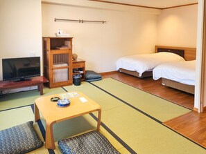 Premium bedding, in-room safe, desk, free WiFi - Breezbay Shuzenji Hotel (Izu)