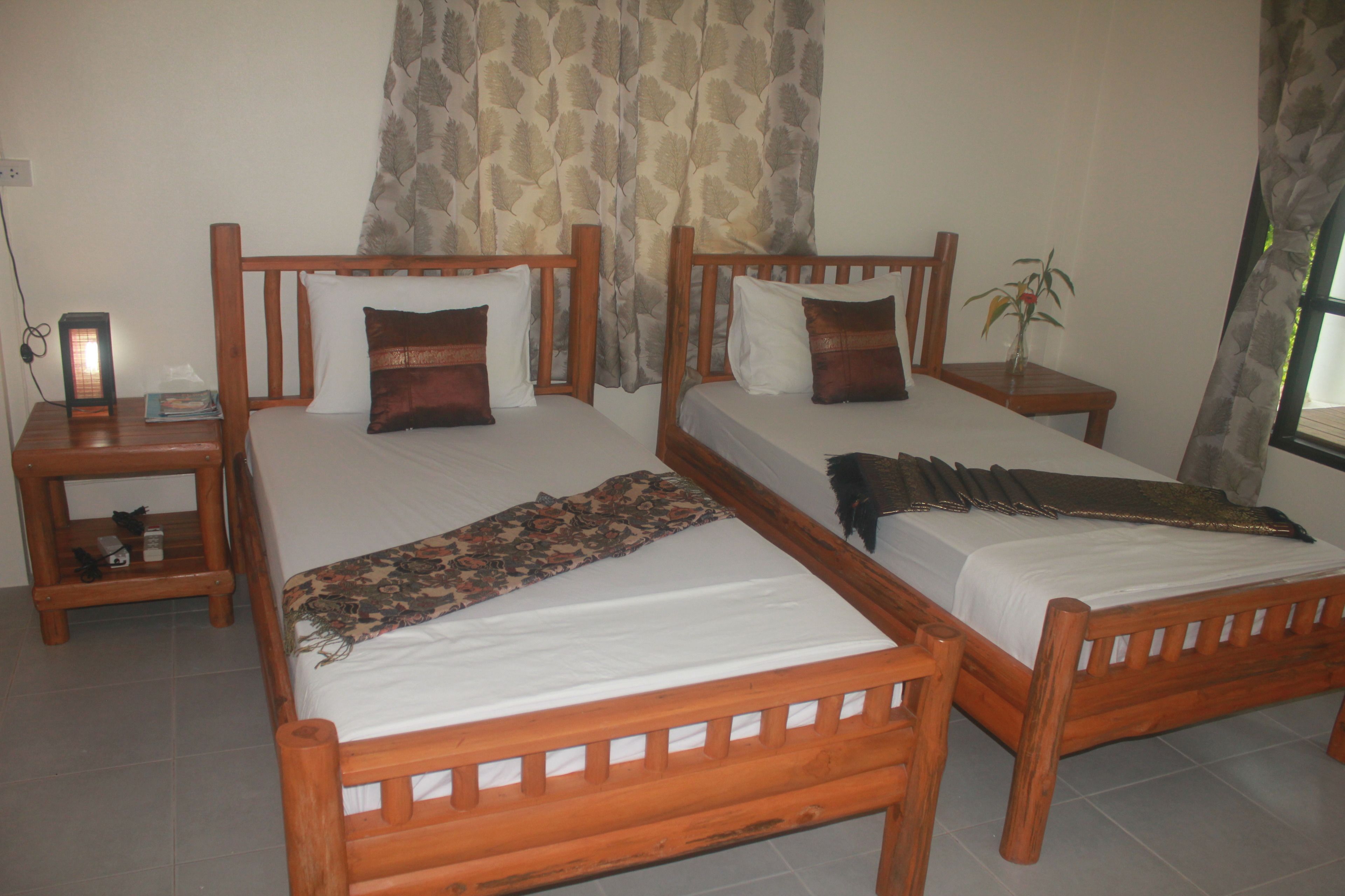 superior with garden view | minibar, desk, free wifi, bed sheets