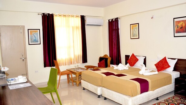 1 bedroom, desk, rollaway beds, WiFi (free) - Hotel Bodh Vilas (Gaya)