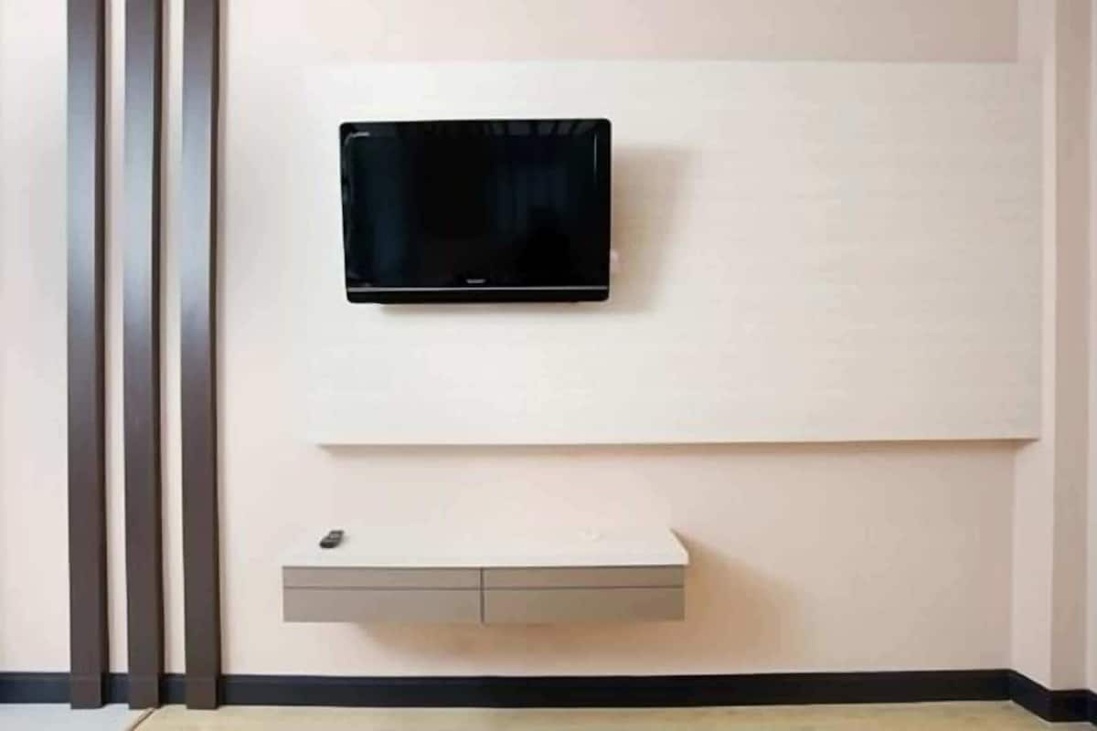 TV