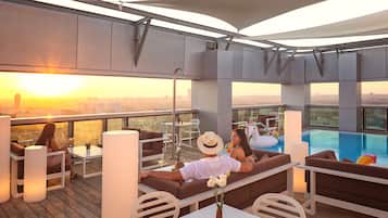 Piscine extérieure (ouverte en saison)