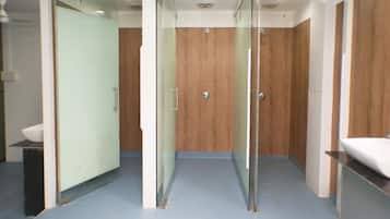 Deluxe Shared Dormitory | Bathroom | Shower, free toiletries, towels