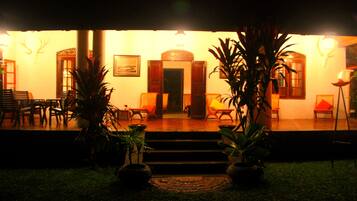 Bahagian luar