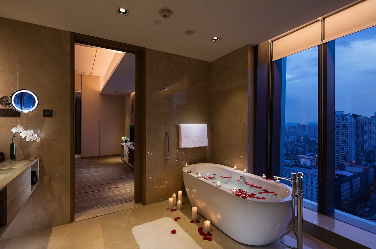 Executive Suite, 1 King Bed | Bathroom