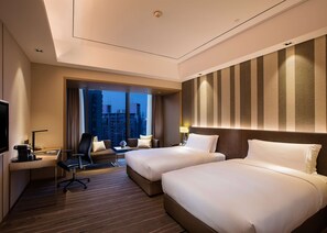 1 Schlafzimmer, hochwertige Bettwaren, Minibar, Zimmersafe