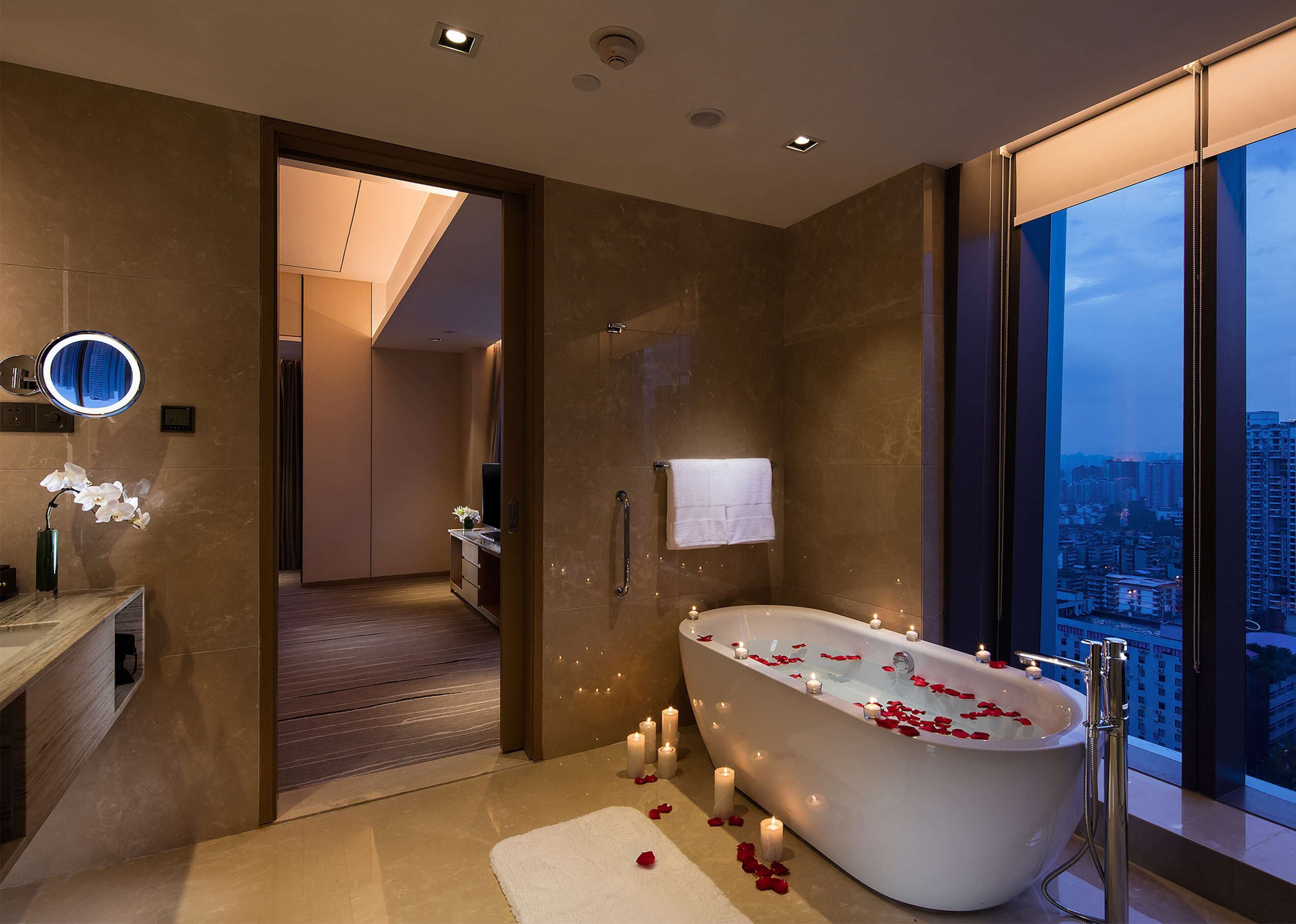 king, executive suite | bathroom | separate bathtub and shower, deep-soaking bathtub, rainfall showerhead