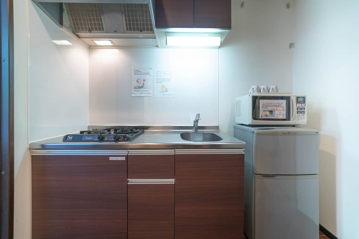 Triple Room | Private kitchen | Fridge