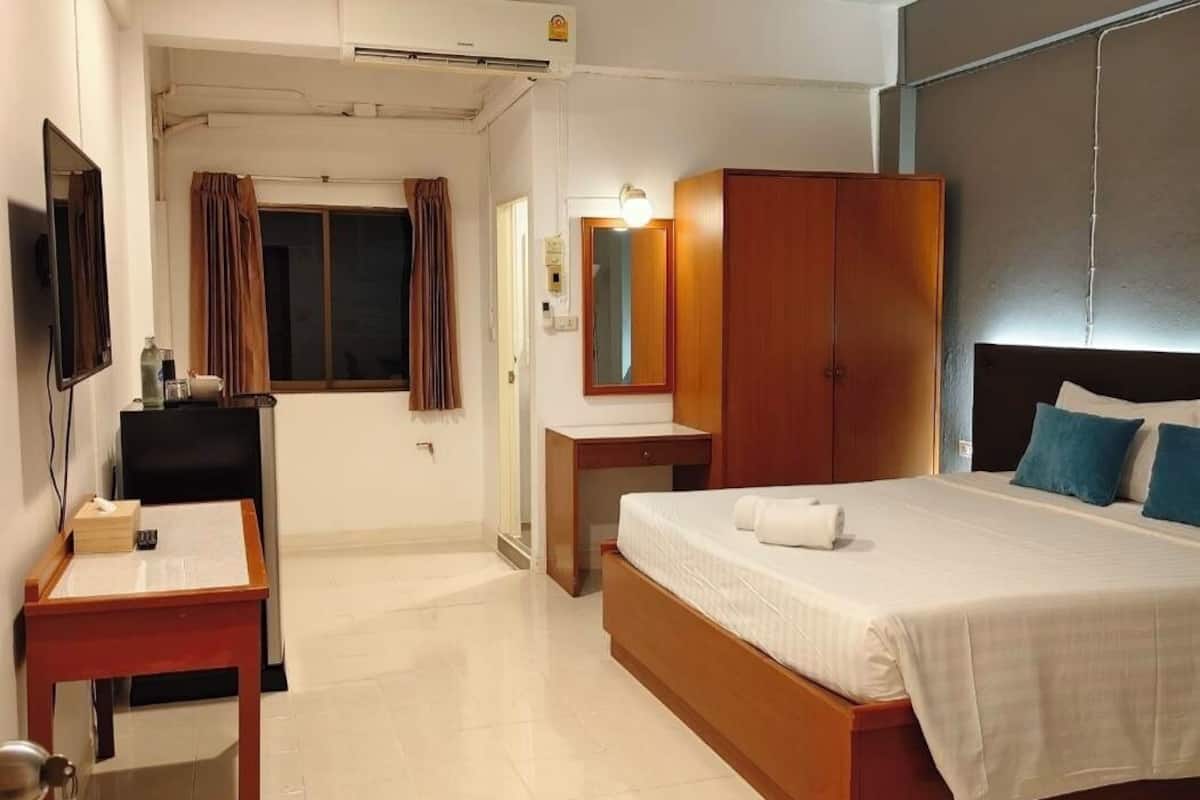 Quarto casal standard, 1 cama de casal | Escrivaninha, quartos à prova de som, Wi-Fi de cortesia