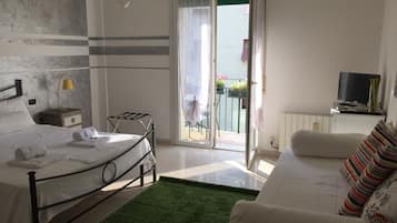 Double Room, Shared Bathroom