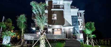 Front of property – evening/night