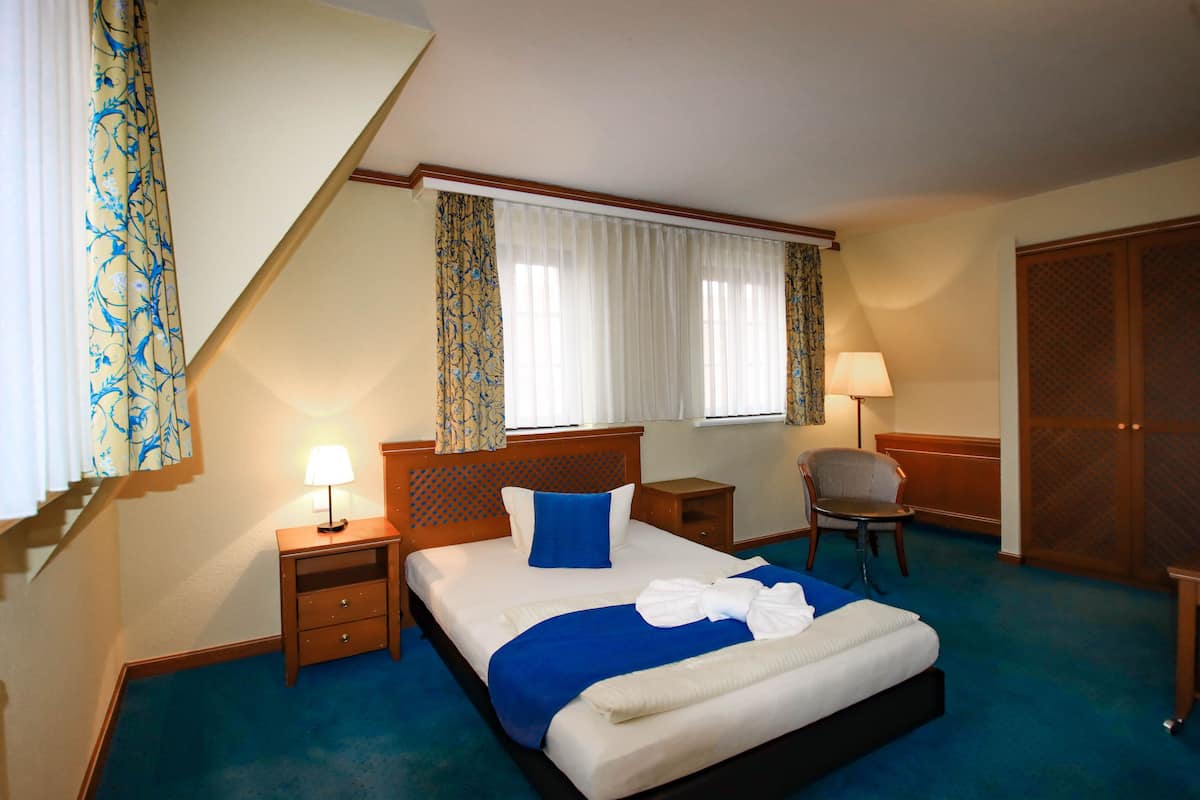 Comfort Single Room