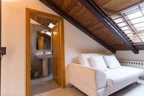 Classic Duplex | Premium bedding, blackout curtains, soundproofing, iron/ironing board - Residenza Ariosto Depandance (Bologna)