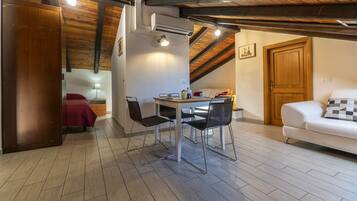 Classic-paritalo | Oleskelualue | LCD-televisio