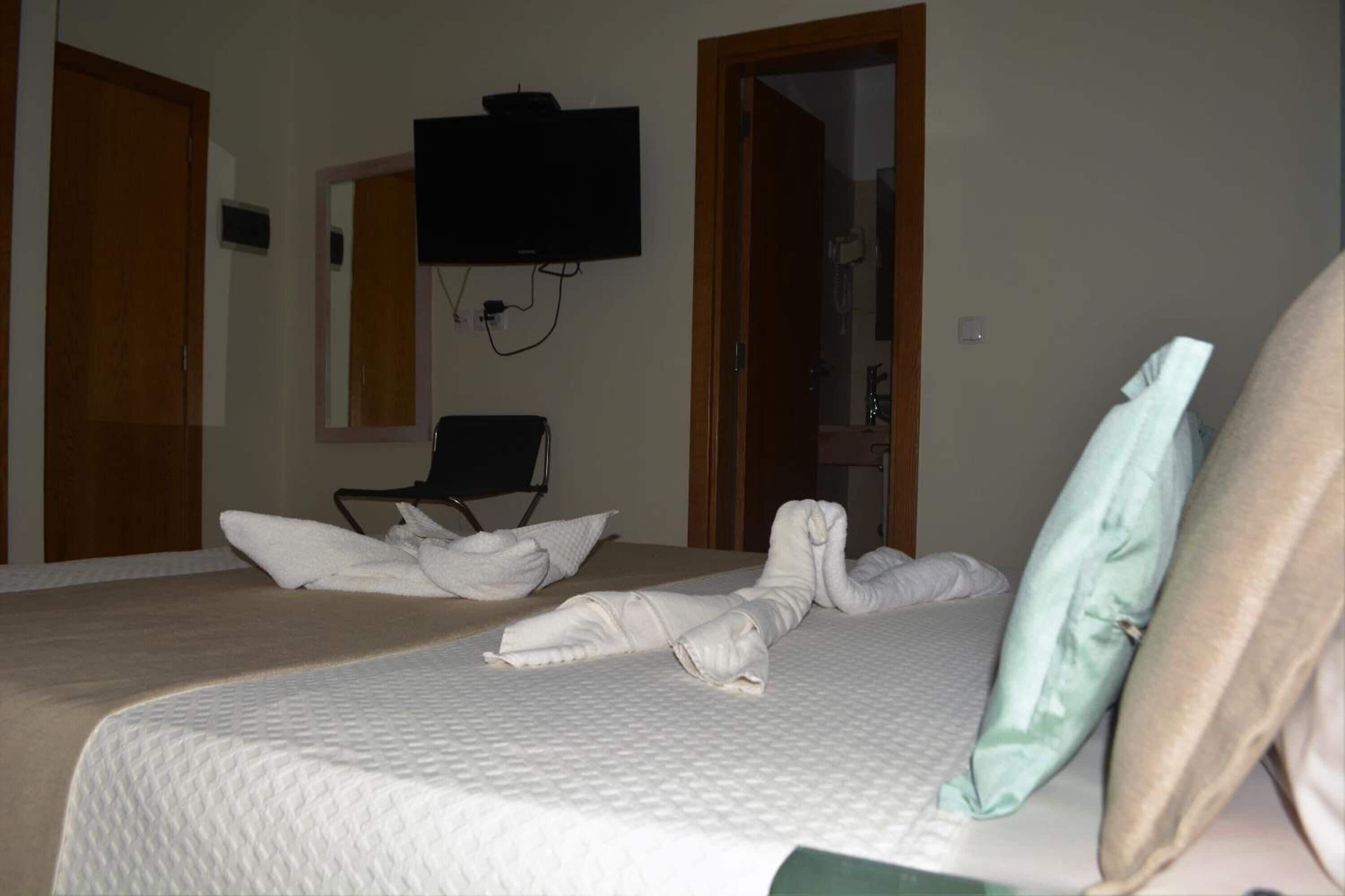 Down comforters, minibar, in-room safe, desk