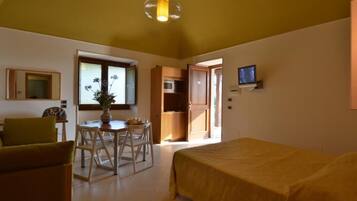 Camera Familiare con Angolo Cottura - Dependance - Altro Edificio