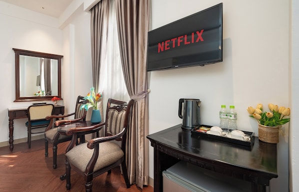 Deluxe Double Room, City View