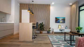 Deluxe Apartment, 1 Bedroom (Wawel Castle View) | Living area