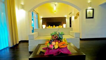 Luxury Suite | Bar mini, peti besi dalam bilik, langsir/tirai gelap terus