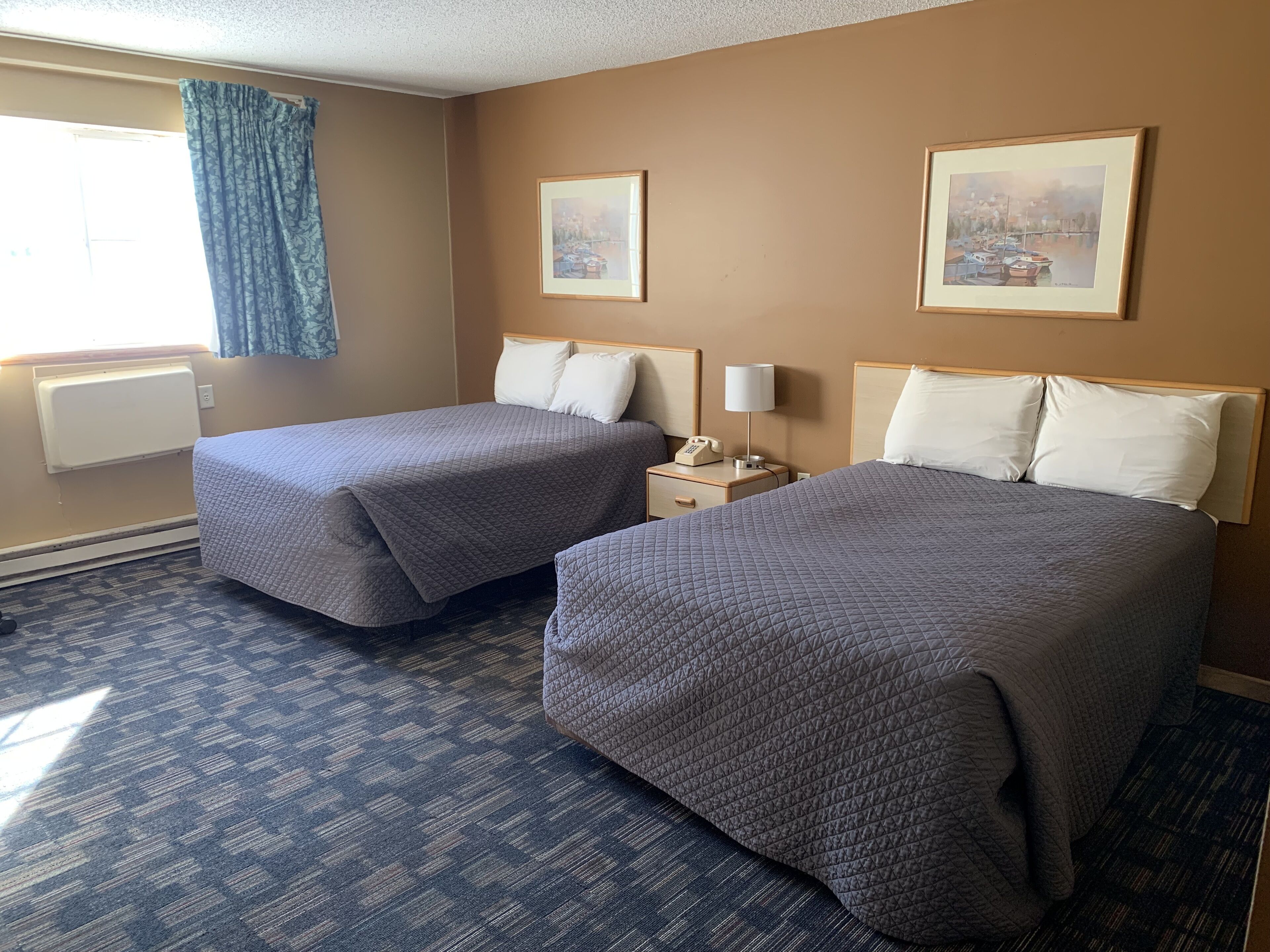 standard room, 2 double beds | premium bedding, pillow-top beds, blackout curtains, rollaway beds