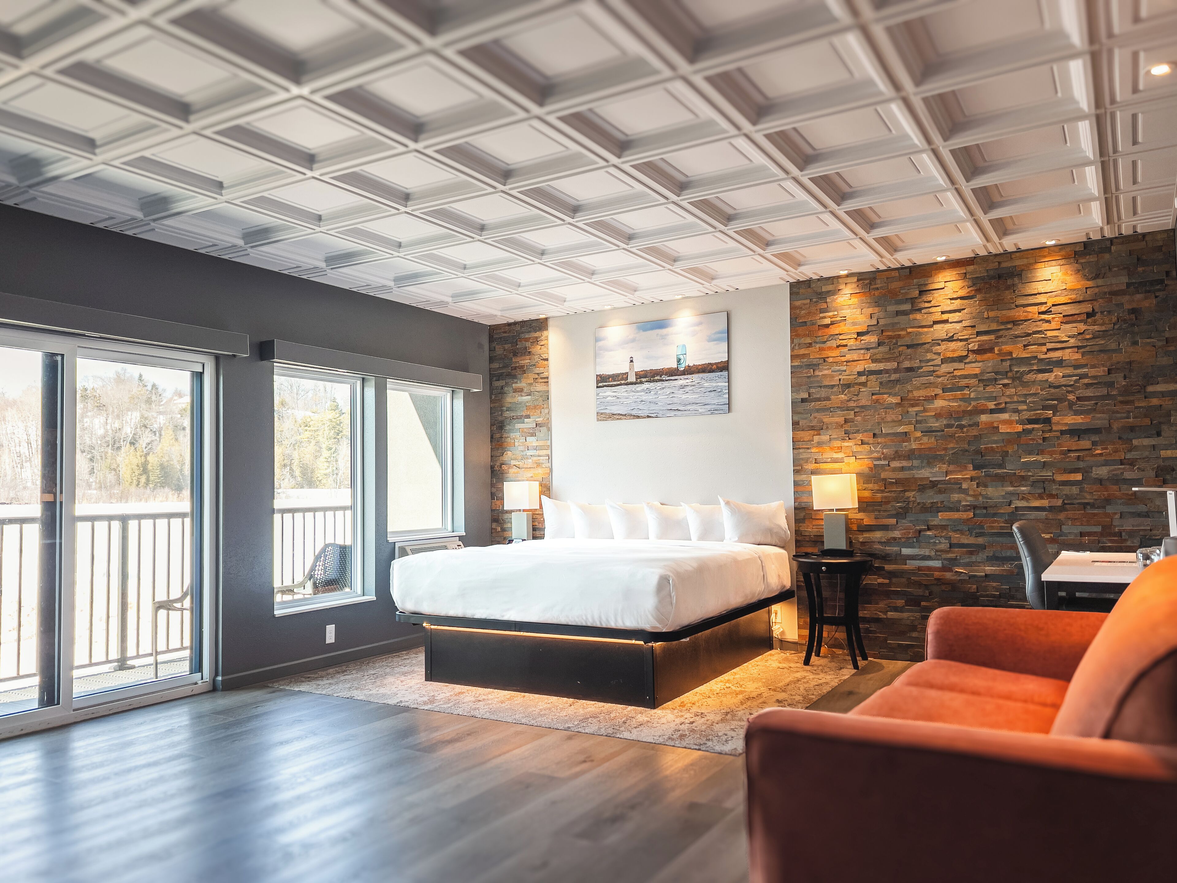 Habitación, 1 cama King size y sofá cama | Tabla de planchar con plancha, camas extra gratis y wifi gratis 