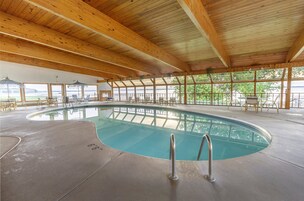 Una piscina techada