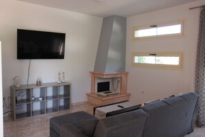 Vila Superior, 3 kamar tidur | Area keluarga | TV plasma
