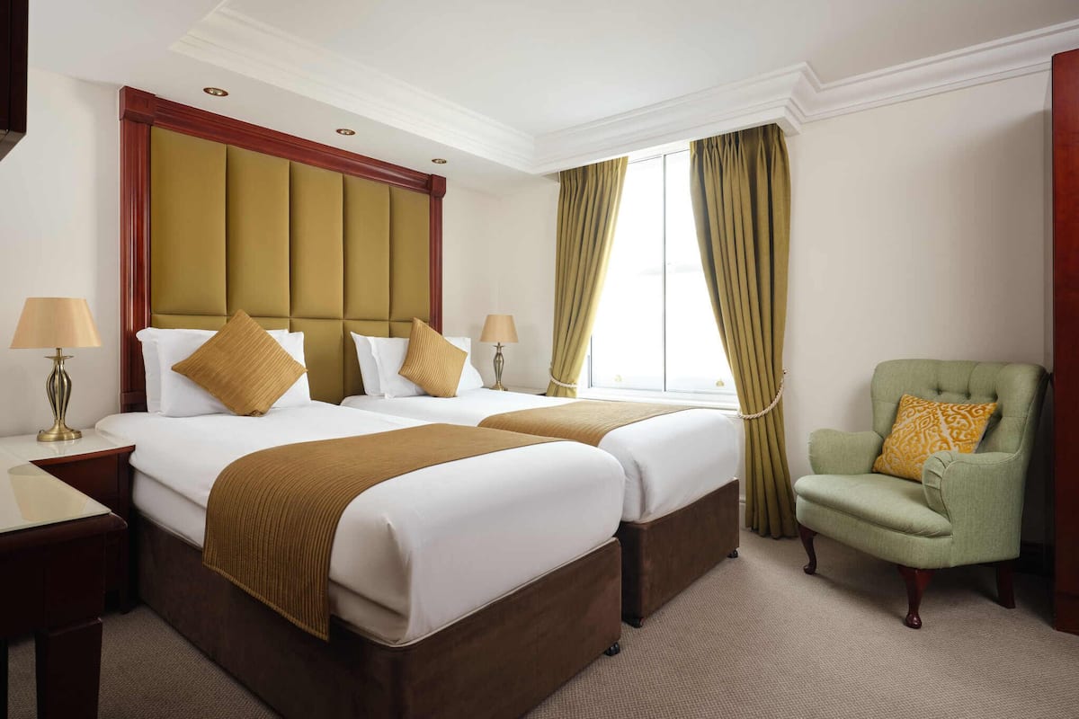 Club Double or Twin Room | Egyptian cotton sheets, memory foam beds, in-room safe, desk