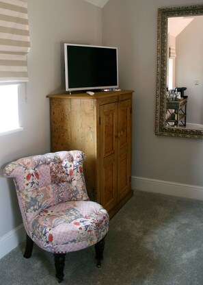 Chambre Double Supérieure, 1 très grand lit (The Tack Room) | Coin séjour