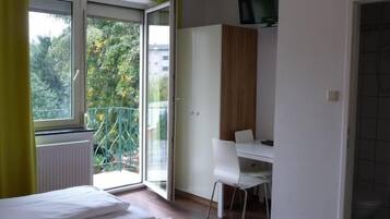 Desk, blackout drapes, free WiFi