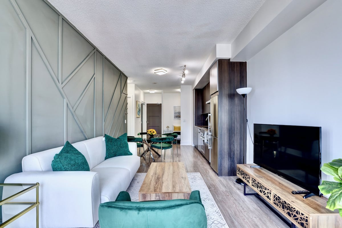 City Condo, 2 Bedrooms, Kitchen