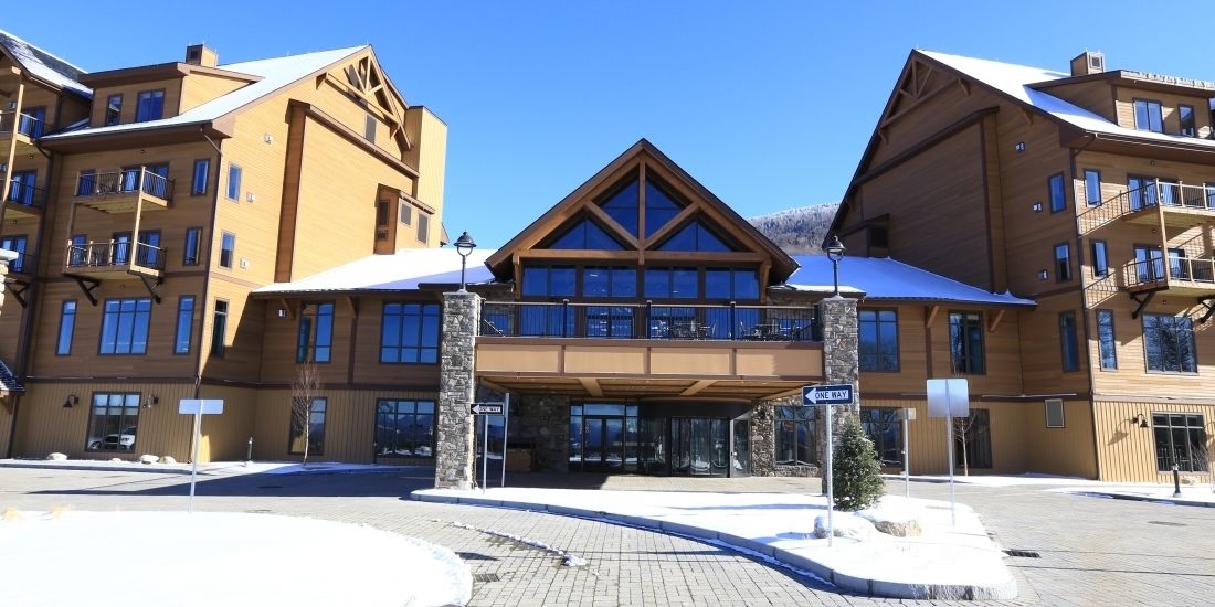 Pintu masuk hartanah