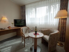 Flat-screen TV - Aparthotel Pinger (Remagen)