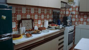 Tägliches inbegriffenes Frühstücksbuffet