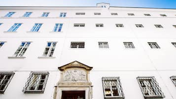 Πρόσοψη καταλύματος