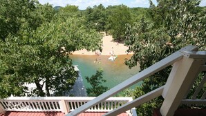 Unclassified image, 3 of 124, button - Eagle's Landing River Resort (Eminence)
