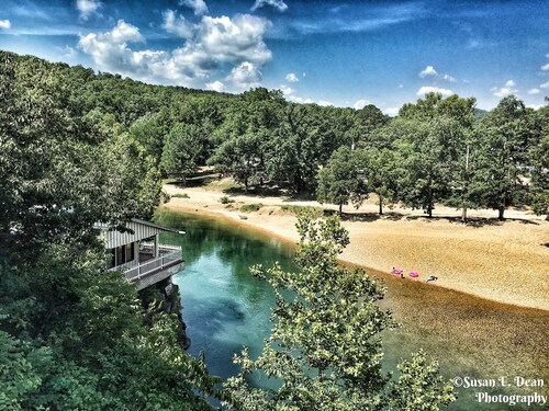 Eagle's Landing River Resort