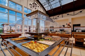 Buffet - Alean Family Resort & SPA Riviera - All inclusive (Anapa)