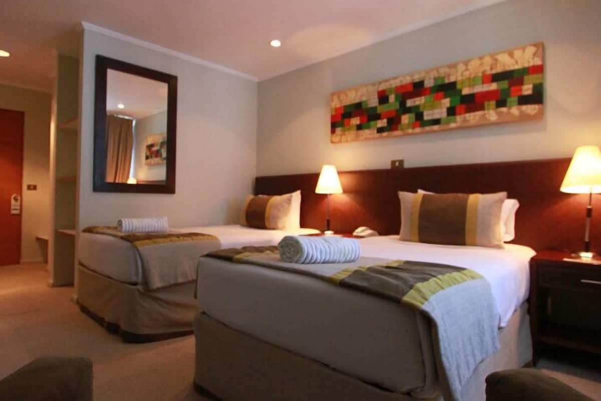 Superior-Doppelzimmer | Kostenlose Babybetten, Zustellbetten