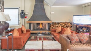 Fireplace - Hotel Nevados de Chillán (Pinto)