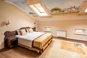 Escritorio, tabla de planchar con plancha y cunas gratuitas 