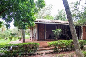 Bungalow Standard, 4 chambres | Décoration personnalisée, Wi-Fi gratuit, draps fournis