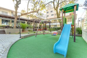 Children’s play area – outdoor