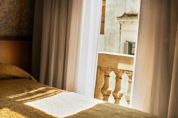 Room - Gran Hotel Ailen (Buenos Aires)