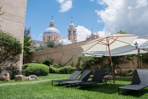 Property grounds - Hotel Samka (Salta)